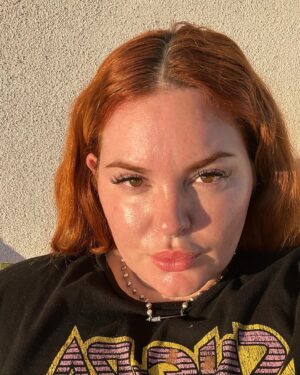 Tess Holliday Instagram - My bday is a week away!! Come celebrate early with me TOMORROW at @neverfullydressed new store on Melrose!! I will be there from 1-3pm & it’s a free event, so are my hugs! Can’t wait to see y’all there! If you don’t show up I’ll cry ♋️💞🫶👯‍♀️💅🏻🌴 #cancerseason #cancerseason♋️ #neverfullydressed #explore #losangeles