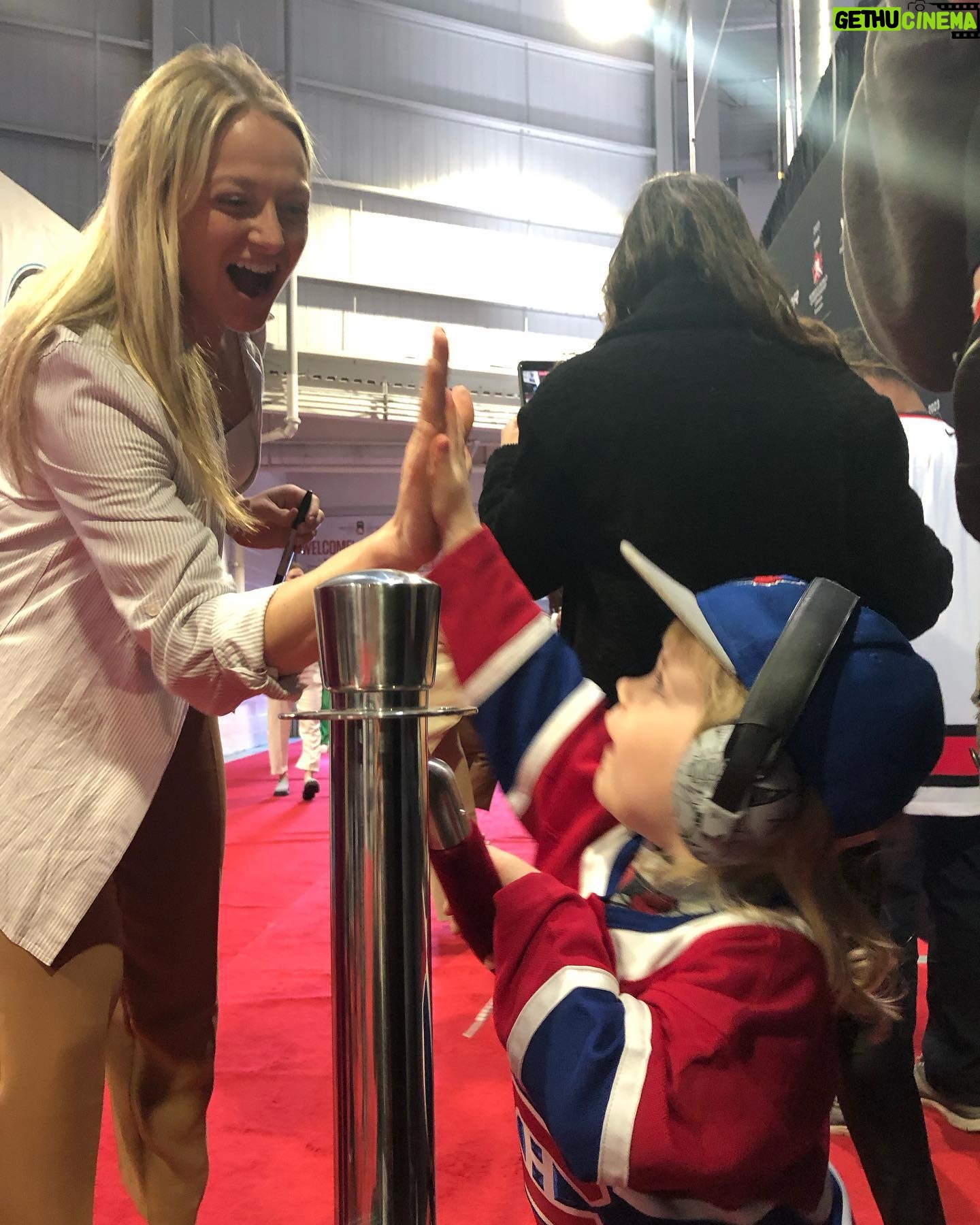 Tessa Bonhomme - 1.5K Likes - We brought the kiddos to meet some hockey greats and take in the action. They loved every second of it!
These women are the BEST ambassadors for the game of hockey. They’re accessible, they’re kind, they take the time to connect with fans big and small and they’re bad a$$ at what they do.
Thank you @hockeycanada , @pou29 @ambrose_13 @jocelarocque3 @natspooner5 @renatafast @andrea.brandli & @hilaryknight (I didn’t grab a pic and regret it) for being so great.