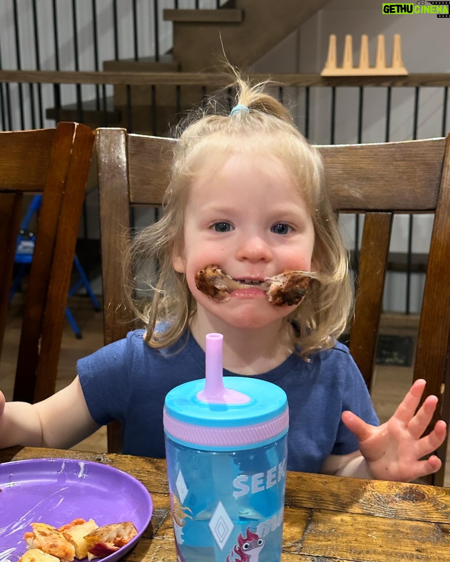 Tessa Bonhomme - 676 Likes - Extremely proud of my fiery lil beany baby. Annie is a firecracker who loves a good laugh, a pair of shades and chicken wings. From gymnastics to swimming to skating she has the most fun doing it all. Happy international women’s day Annie bean. Never change. #MyGirl