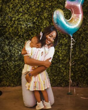 Tetona Jackson Instagram - Well… Harlie’s Dollhouse was a success! Thank you to everyone who made this party possible. Thank you @theprettyproject_ for capturing these precious moments. And a huge thank you to everyone who came out and celebrated Harlie’s special day with us 🫶🏾. Party planning is fun but I definitely need a break 🫠