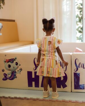 Tetona Jackson Instagram - Well… Harlie’s Dollhouse was a success! Thank you to everyone who made this party possible. Thank you @theprettyproject_ for capturing these precious moments. And a huge thank you to everyone who came out and celebrated Harlie’s special day with us 🫶🏾. Party planning is fun but I definitely need a break 🫠