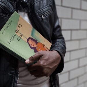 Thales Egidio Instagram - Desperte sua imaginação com Ficção De Fã - Blink, um livro que todo fã de ficção merece Prepare-se para mergulhar em uma trama cheia de mistérios e revelações com Blink!🤩🕵️‍♀️📖

Livro: Ficção De Fã - Blink 📚
Uma Pequena Biografia Completa e Detalhada Sobre a Vida e As Aventuras Da Personagem Principal Blink 🤗

Acesse O Link Na Minha Bio… 📌

#caratinga #blink #livroblink #blink2022 #blinkfilme #filmeblink #filmeblink2022 #personagemblink #ficçãodefãblink #thalesegidio #ficçãodefã #ficçãodefãporthalesegidio #ficçãodefãofilme #tcharles #ficçãodefãtcharles #caratinga #livro #caratingamg #livrosderomance #livrosemaislivros