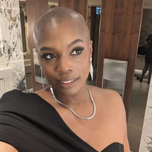 Thanyia Moore Instagram - Celebrating all things @claudializatv 💜 Happy birthday, beautiful 😘

I'm truly getting into my soft girl era.... felt very dainty last night 💁🏾‍♀️🥴😂