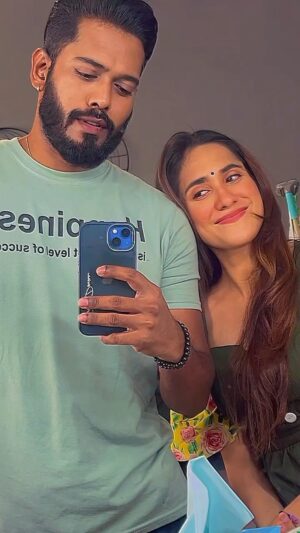 Thasha Krishnakumar Instagram - What's new, cumma appadiye guess pannunga? 😅❤️✨