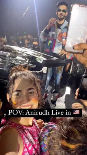 Thasha Krishnakumar Instagram - One of d best nights of my life ♥️♥️♥️ 
#anirudh #liveconcert #spreadlove 

Just being happy coz in d end only that matters ♥️♥️♥️

Thank you my love, @drcharlikumar ♥️♥️♥️