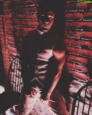 Thayne Jasperson Instagram - Goin in for a two show day like...#Hamilton 🦊#SeaburysFreeThoughts #TryinPrettyHard 🐒
