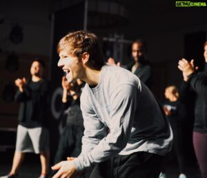 Thayne Jasperson Instagram - ☀️JOY☀️ What life we have left we can seek to experience ... #SeaburysFreeThoughts #Teacher #Laughter #Smile  #Moments 📷:@michaelatodaro #Choreography 🕺🏻