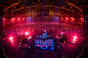 The Prophet Instagram - WAKE THE F*CK UP! 💥 Another timeless track with a unique twist, included in my "From The Hard" Album. Have you had a chance to give it a listen yet?

#djtheprophet #theprophet #hardstyle #hardcore #fromthehard #scantraxx #harderstyles