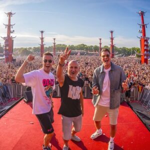 The Prophet Instagram - 𝗖𝗔𝗡'𝗧 𝗦𝗧𝗢𝗣 𝗥𝗔𝗩𝗜𝗡𝗚! 🔥
After 15 years of working together, the boys finally decided to drop a collab! @dbstf x @djtheprophet - 𝗡𝗼𝘁𝗵𝗶𝗻𝗴 𝗕𝘂𝘁 𝗥𝗮𝘃𝗲 is finally OUT NOW 🔊👉🏼 #linkinbio