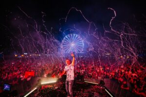 The Prophet Instagram - 𝟭,𝟮, 𝗦𝗧𝗔𝗠𝗣𝗨𝗛𝗛! Can you believe that this track of mine already turned 18 today ⁉️

-
#djtheprophet #stampuuh #hardstyle #hardstylefamily #harderstyles
