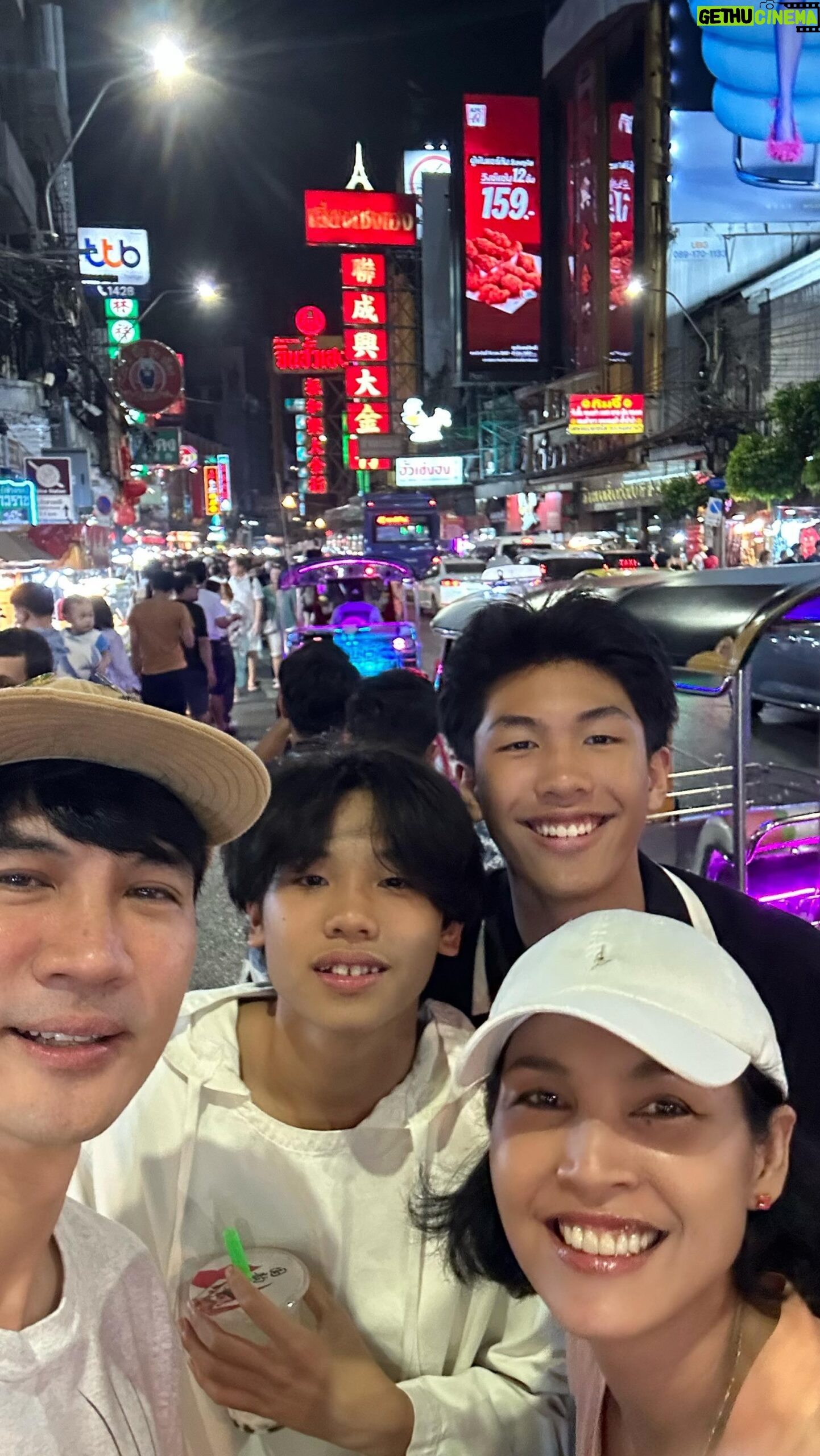 Theeradej Wongpuapan - 20.1K Likes - นักท่องเที่ยวทั้ง4😋