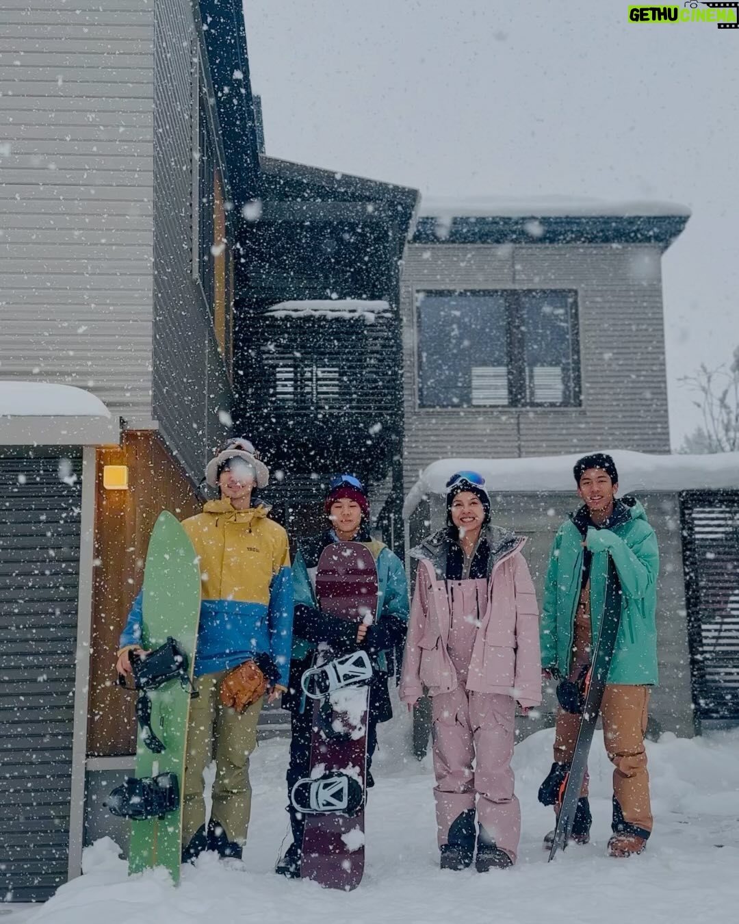 Theeradej Wongpuapan - 33.3K Likes - แพัในความแอ็ค😬❄️👋🏠❄️ #shimogoryohouse