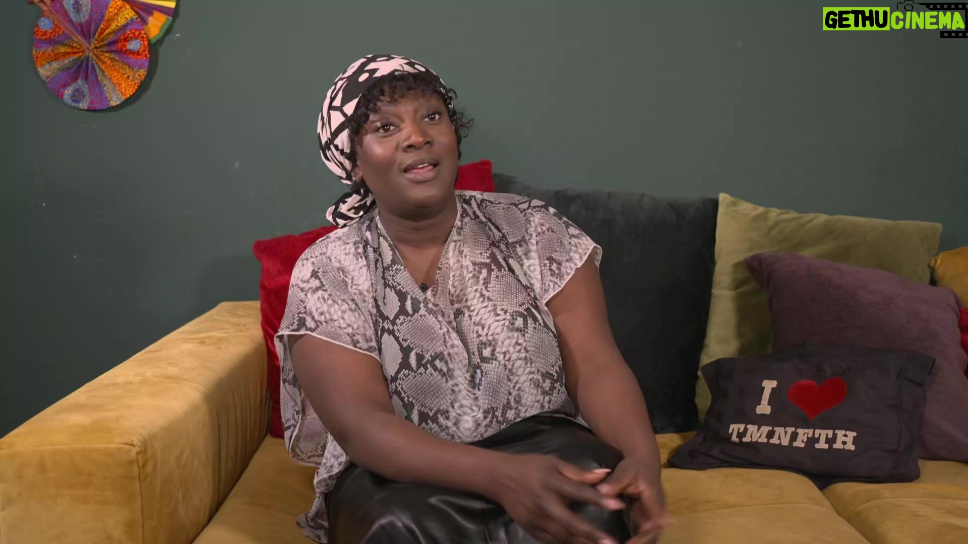 Thelma Buabeng - 1.5K Likes - TMNFTH - TELL ME SOMETHING ABOUT GEHEIMTREFFEN
Die Ladies haben definitiv ihre ganz individuelle Meinung zu dem AFD - GEHEIMTREFFEN und zum Teil auch Lösungen und Ideen für das Problem!
Aber schaut selbst!!
Idee & Regie: Thelma Buabeng
Kamera & Schnitt: @itsperko
Sound: @jaydaman410
Jingle: @alinaoffiziell & Roland Meyer de Voltaire
#tmnfth #comedy #satire #geheimtreffen #adf #nazis #gladys #mary-jo #annemie #naomi #vivian #noafd #gegenrechts #wahlen #parteien #wirsindgekommenumzubleiben
🖤✊🏿💯🐎💯✊🏿🖤