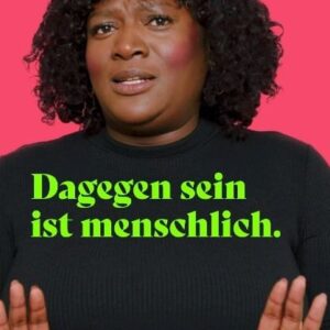 Thelma Buabeng Instagram - Endgegner*in: inklusive Sprache! Besonders Genderstern, Doppelpunkt und Binnen-I rufen bei einigen Menschen Trotz und Wut hervor.

Warum ist das so, fragt sich Schauspielerin, Comedian und Aktivistin Thelma Buabeng (@thelmabuabeng). Vielleicht ist so eine anfängliche Abwehrreaktion sogar ziemlich menschlich?

Wie toll wäre es, wenn wir miteinander sprechen – und uns in unseren Unsicherheiten, Zweifeln und Wünschen zuhören können. Im aktuellen Artikel überlegen wir, warum bestimmte Begriffe wichtig sind und wie wir sie benutzen können, um mehr Menschen mit unseren Worten ein- statt auszuschließen. Den Link zum Artikel findet ihr in Bio und Story.

Gendern: Must-Have, Can-Do oder No-Go? Was ist eure Meinung? Teilt eure Gedanken in den Kommentaren.

#PINKSTINKS #Gendern #Sprachpolizei #Sternchen #DieZeitenGendernSich