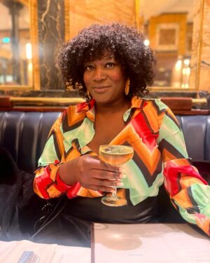 Thelma Buabeng Instagram - Every year you make me so happy with all your birthday wishes! 
Thank you all  so much 🖤🙏🏿🖤
I'm having a fantastic time...je suis très content 💃🏿

Bisous, T.
🖤🖤🖤🖤
