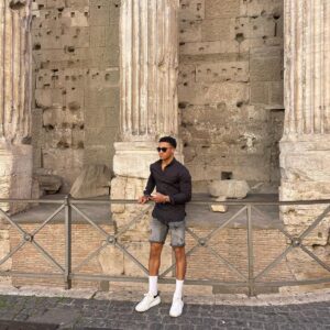 Theo Graham Instagram - 🤌🏽