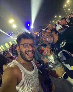 Thiago Almasy Instagram - Ontem nós renascemos!

Tchau, 2023 ✨