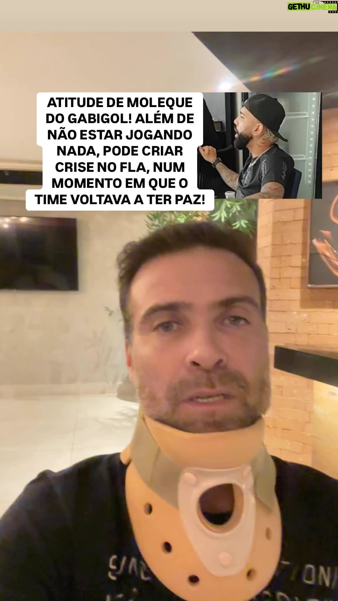 Thiago Asmar - 64K Likes - GABIGOL ALĆM DE NĆO ESTAR JOGANDO NADA, CRIA OUTRA CRISE DESNECESSĆRIA NO FLAMENGO! MAIS UMA VEZ SE COMPORTANDO COMO UM MOLEQUE E SEM HONRAR O SALĆRIO DE R$ 1,5 MILHĆO QUE RECEBE EM DIA! Ć ĆDOLO, SIM, E MERECE SER! MAS UM ĆDOLO TEM A OBRIGAĆĆO DE RESPEITAR O TORCEDOR QUE O FEZ DAR A VOLTA POR CIMA DEPOIS DE UM FRACASSO TOTAL NA EUROPA!