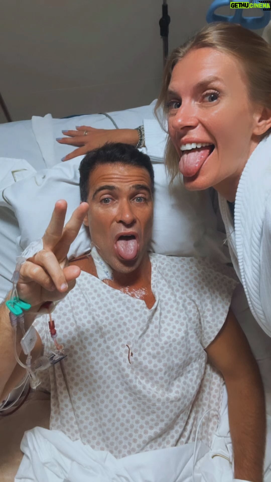 Thiago Asmar - 52.4K Likes - DIA DA RESSURREIĆĆO DAQUELE QUE ME DEU TANTA CORAGEM NUM MOMENTO DE TANTO MEDO! ANTES DA CIRURGIA, ESCUTEI QUE AS DIFICULDADES EXISTEM PRA DEUS TE TIRAR DELAS E A MULHER DA MINHA VIDA AINDA ME DISSE: āO MEDO Ć A AUSĆNCIA DE FĆ, CONFIE NELEā! JESUS CRISTO ME DEU MUITA CORAGEM NUMA CIRURGIA TĆO SĆRIA E POR ISSO ESSA PĆSCOA TEM UM SIGNIFICADO TĆO ESPECIAL PRA MIM!