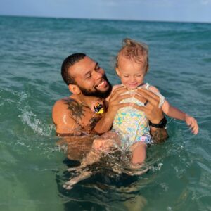 Thiago Santos Instagram - Quando tudo faz sentido ❤️🙏🏾
.
Everything Makes Sense now ❤️🙏🏾