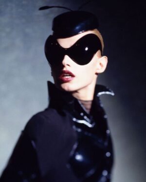 Thierry Mugler Instagram - ✨🐜✨ She’s a hard glam worker ! 1997 - Pic by the only @dominiqueissermann 💗💗 Couture SS 1997 “Les insectes” - #Muglerarchives #mugler #thierrymugler #manfredthierrymugler #latex #corset #fetishes #lingerie #vinyl #insects 
©Dominique Issermann 
Manager : @jbrougeot #jbrougeot