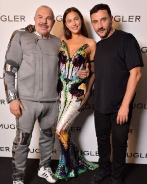 Thierry Mugler Instagram - @riccardotisci17 💫💫 It felt so good to have you ! Artists together with our Angel @irinashayk ♥️
.
.
.
.
Thierry Mugler : Couturissime, opening party in Paris @madparis
-
@irinashayk wears a  Mugler Archives « Les insectes » 1997 ” Archives by @manfredthierrymugler.
-

An exhibition initiated, produced and circulated by the Montreal Museum of Fine Arts @mbamtl in collaboration with Mugler which restored the designer’s heritage couture and ready-to-wear pieces.
Presented by the Musée des Arts Décoratifs de Paris @madparis with the support of the Maison Mugler.
-
An exhibition curated by @thierrymaximeloriot guest curator for the Montreal Museum of Fine Arts.
-
Photographer @zefashioninsider for Mugler
#mugler #muglerarchives