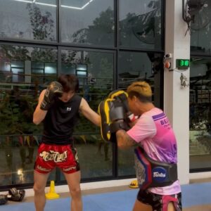 Thinnaphan Tantui Instagram - กางเกงก็แดง ไม่มีแรงได้ไง🥊😰