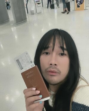 Thiti Srinuan Instagram - Go to ฝรั่งเศส 🇫🇷✈️

#สัปเหร่อ