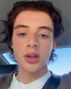 Actor Thomas Barbusca HD Instagram Photos and Wallpapers November 2022