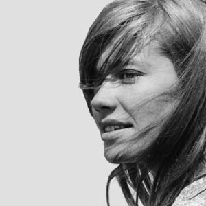 Thomas Dutronc Instagram - Qui donc qu’une géniale maman pour consigner tout ça dans un album photo !! 
Le temps passe et l’amour grandit ❤️🥰
#bonnefetemaman #fetedesmeres #francoisehardy #amour
