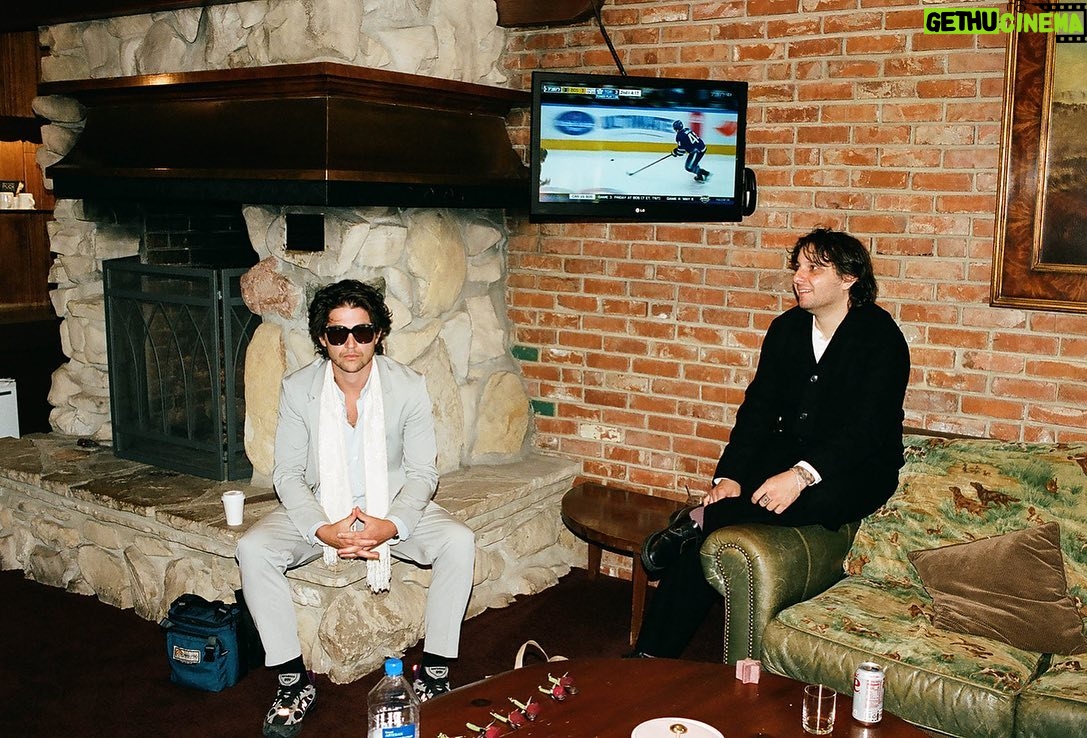 Thomas McDonell - 4.3K Likes - Me and the great painter Adam Alessi watching hockey in Rossās suite before his wedding to Gina, boutonnieres at front ā pic by Justin Cole Smith. Rooting for the rangers tonight.
@rosscaliendo @ginacaliendo_ @nyrangers
