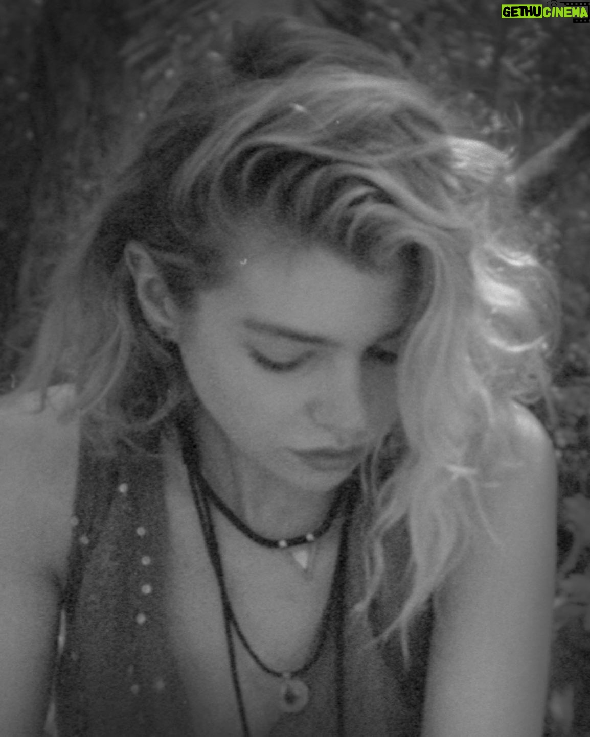 Thomas McDonell - 3K Likes - Stella maxwell in tulum