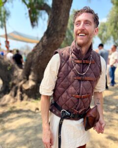 Thomas Middleditch Most Liked Photos and Posts