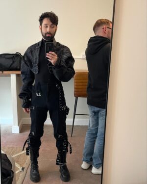 Thomas Neuwirth Instagram - @ldneurovision 😍

It’s giving Edward Scissorhands… no?

Jacket by the amazing @royalblack_couture and @expanded_embodiment 🖤