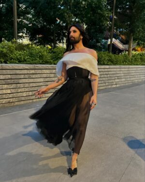 Thomas Neuwirth Instagram - Austria and the City - in this reimagined Dirndl by @walterlunzer 
Corset by @royalblack_couture 
Hair @thechristophvienna @christophxhaider 

Perfectly captured by @andrekarsai