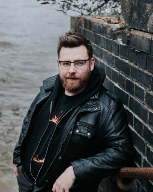 Thomas Ridgewell Instagram - For 7 years I've had the same display picture on YouTube. In that time I've gained, lost, and regained a lot of weight, dreams, friends, and more. Figured it was finally time to update my "branding" with a photo that accurately reflects what I look like and how I feel. Thank you for this set, @elliespiga x
