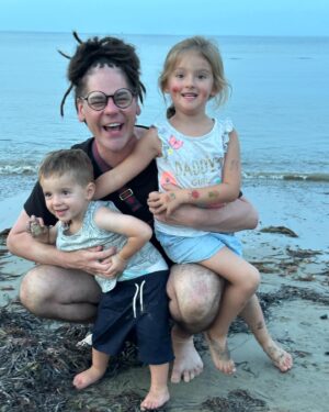 Thorgy Thor Instagram - Beach. Block Island. Bloody Mary’s!  I had a lovely break away from wigs and tights on the Island with good friends and their rugrats. #mentalhealth ✅🦞🍤🦐🦀🐟🌊🌅
