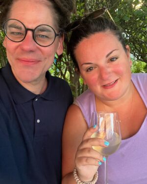 Thorgy Thor Instagram - Beach. Block Island. Bloody Mary’s!  I had a lovely break away from wigs and tights on the Island with good friends and their rugrats. #mentalhealth ✅🦞🍤🦐🦀🐟🌊🌅