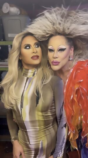 Thorgy Thor Instagram - Season 8 sister @nayshalopez always lookin out. (Also I stole this costume from @sparklestonela backstage lol).