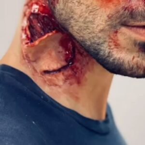 Tiago Aldeia Instagram - Happy Halloween 👻 
.
.
#halloween #makeup 
@magdacasqueiroartist 🖌️