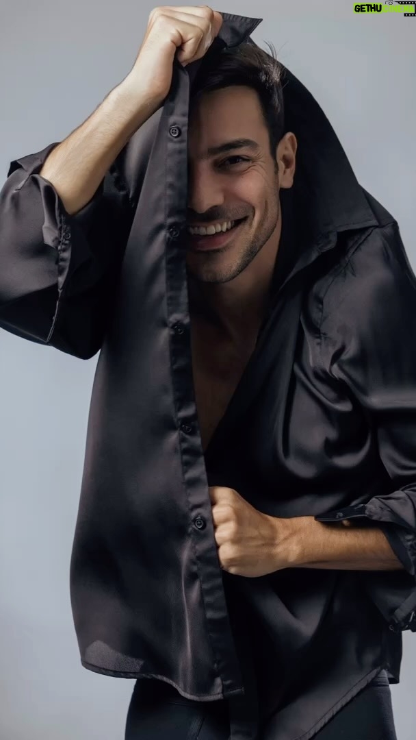 Tiago Aldeia - 1.1K Likes - My name is …? 😅
#photography #actor #photooftheday
