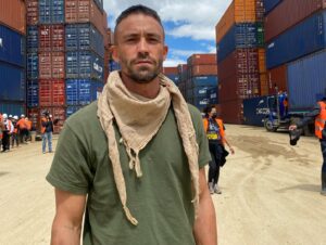 Tiago Correa Instagram - Gracias/obrigado/thanks….

Por tanto cariño hacia este personaje leal, guerrero y de bello corazón.
#jonathanperezlrds3 

@reinadelsurtv