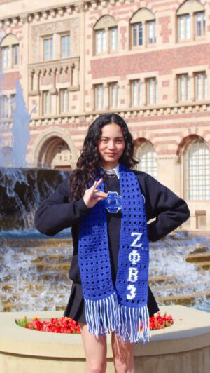 Tiana Le Instagram - 🕊️💙 Luv the way #zphib1920 works it 💙🕊️