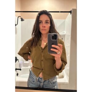 Tiffany Dupont Instagram - no…you said you were cleaning the mirror.