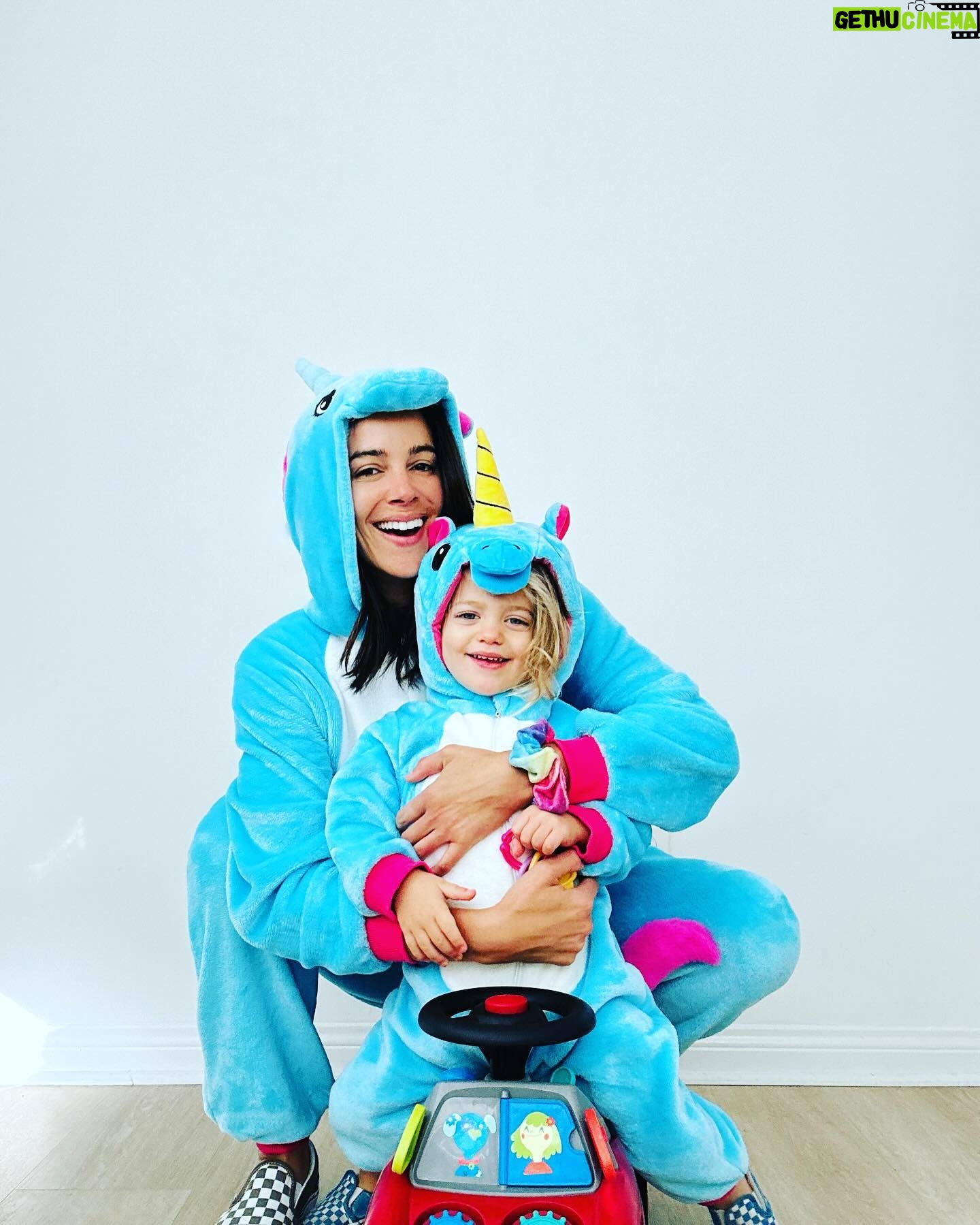 Tiffany Dupont - 341 Likes - Baby’s first time asking for that caaaaandy. 🩵🦄🦄
•
•
•
#Happyhalloween #blue #unicorns #easiestcostumeever