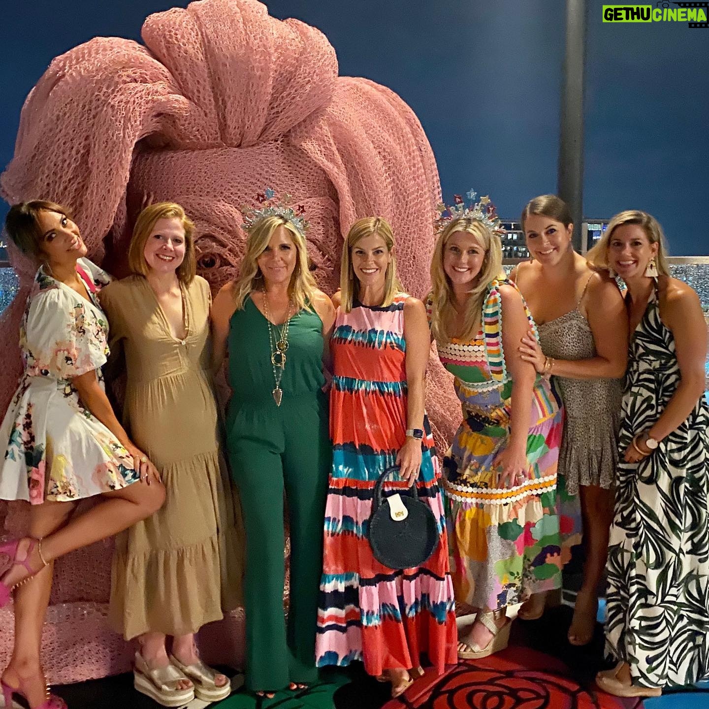 Tiffany Fallon - 3 Likes - Take me back! @graduatehotels #whitelimozeen celebrating these two beautiful ladies bdays! @lizanntodd @laurabelle24 #momsquad #dollyparton @mrstodds5s @crbarfield @sgillmor @forecasster dress @hemline buzz by #tequila #minniepearl in the HOUSE! #girlfriends #junebug