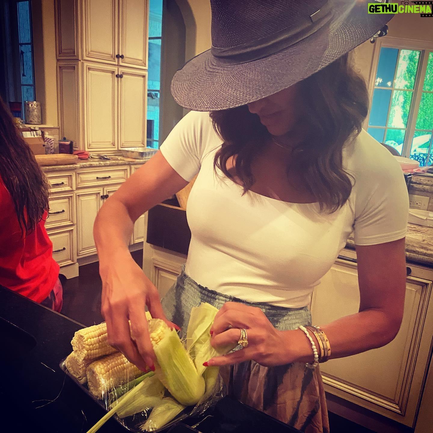 Tiffany Fallon - 3 Likes - There’s a first time for everything! Friends forcing me out of my comfort zone #shrimpboil 🍤 #shuckingcorn 🌽 #2020 #checkthatoffthelist ✅ #retiredcook #labordayweekend