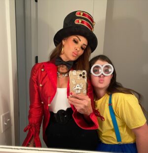 Tiffany Fallon Instagram - #HALLOWEEN2022 always in a top hat 🤷🏻‍♀️ #circuslife #ringmaster #minons #americanpsycho