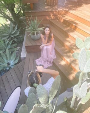 Tiffany Lonsdale Instagram - A behind the scenes moment from a recent photo shoot. I had a lot of fun on this one and we managed to keep the sweat beads to a minimum given the high heat 🤩