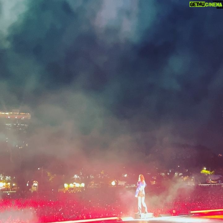 Tiger JK - 11.5K Likes - To all our amazing fans,
We had an incredible experience in Singapore, thanks to F1 and 88 Rising for inviting us. We had the opportunity to meet and interact with our lovely fans and talented artists. We want to express our heartfelt gratitude to all of you and the hardworking staff members who always take care of us.
Although my lyrics weren't approved in time, it's okay because there's no love lost. Just remember, Tiger JK is for the children 👐🏽 haha! We can't wait to see you all again soon and we send our best wishes to each and every one of you.
Thank you for your support and love. Stay tuned for more exciting moments to come!
再见
Feel ghood music
@nakedbibi
Shout out to
@f1 @88rising @brianimanuel @warrenhue @phuckitol @jacksonwang852g7
